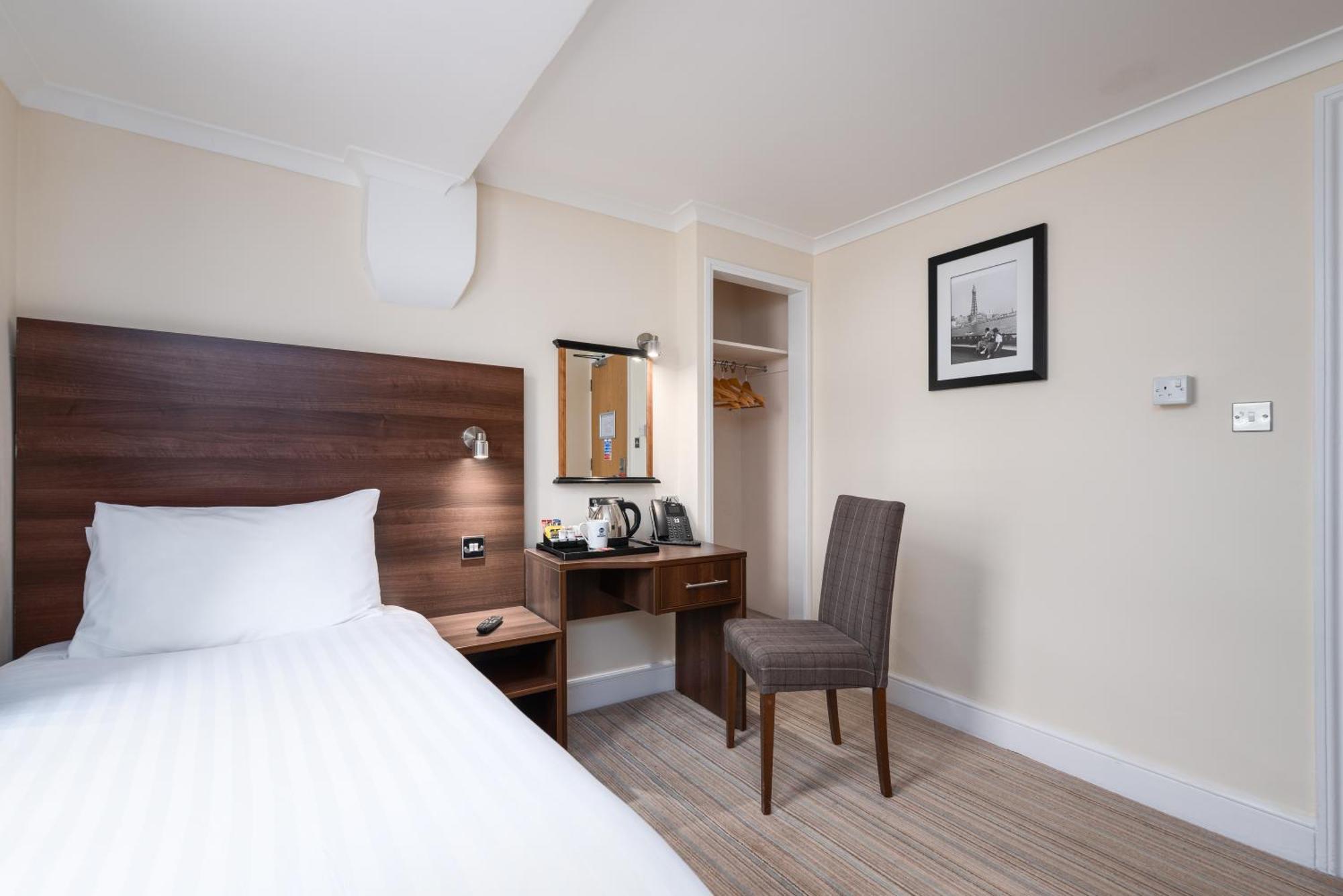 Best Western Carlton Hotel Blackpool Quarto foto